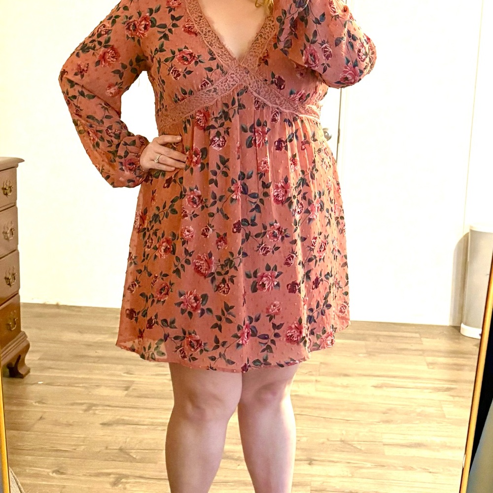 Floral V-Neck Long Sleeve Dress
